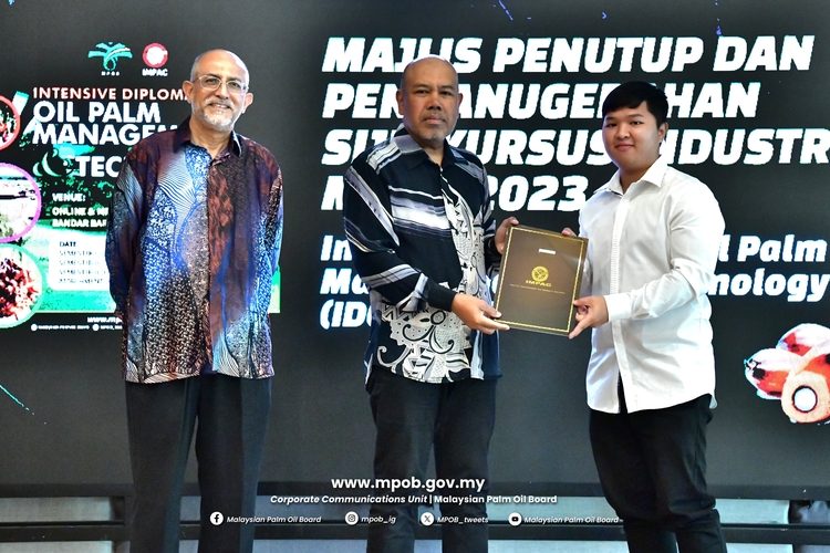 2024 Majlis Penutup Kursus Industri 2023 (12)