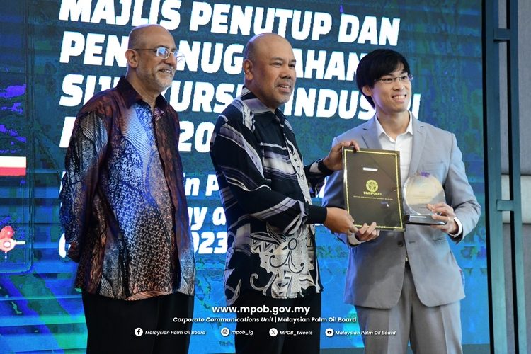 2024 Majlis Penutup Kursus Industri 2023 (3)